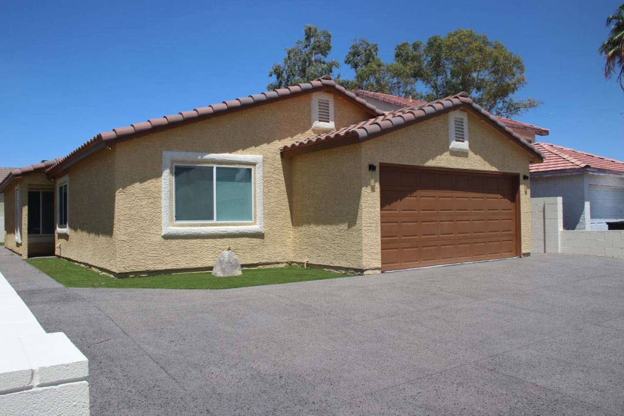 Villa Newly Remodeled Family Friendly 3B/2B House Henderson Exterior foto